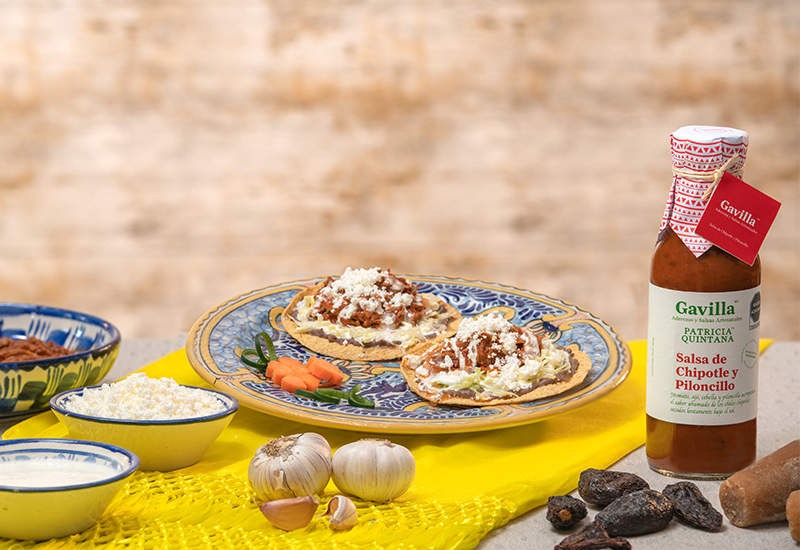 Tostadas de Tinga de Res