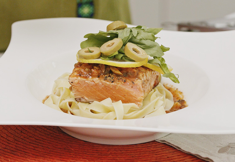 Fettuccine con Salsa Arrabiata al Vino