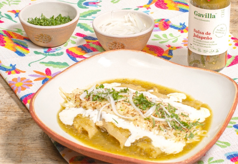 Enchiladas verdes con pollo gratinadas